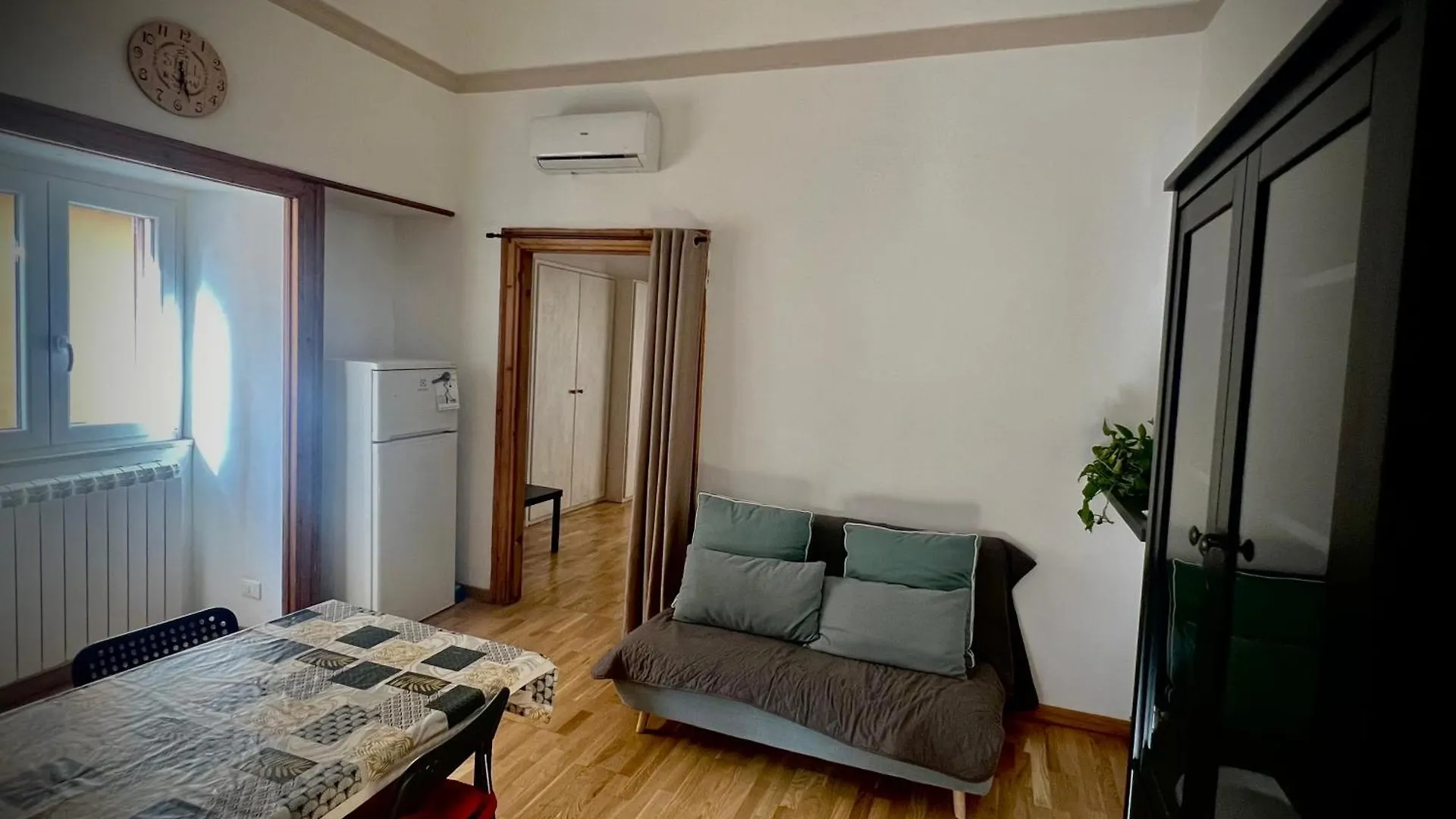 公寓 Carini Home 巴勒莫